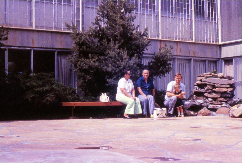 C-1974-vac021