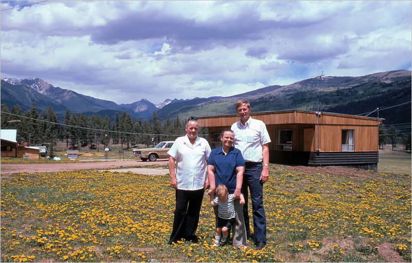 Staying at a large cabin at Lake vallicito, CO near Durango