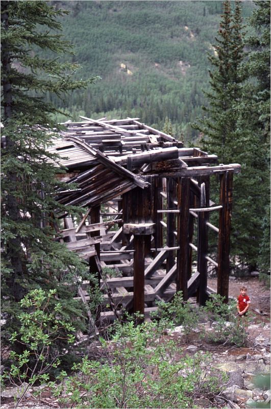 St Elmo ghost town