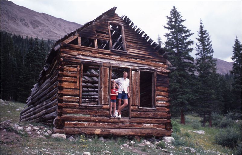 St Elmo ghost town