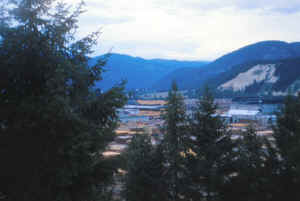 Mont-095-7x10.jpg (56168 bytes)